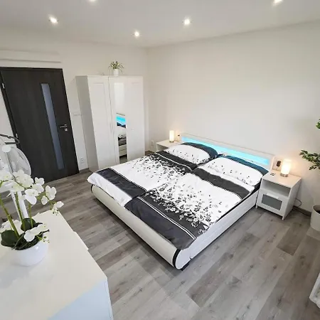 Smart Apartment Znojmo Exterior photo